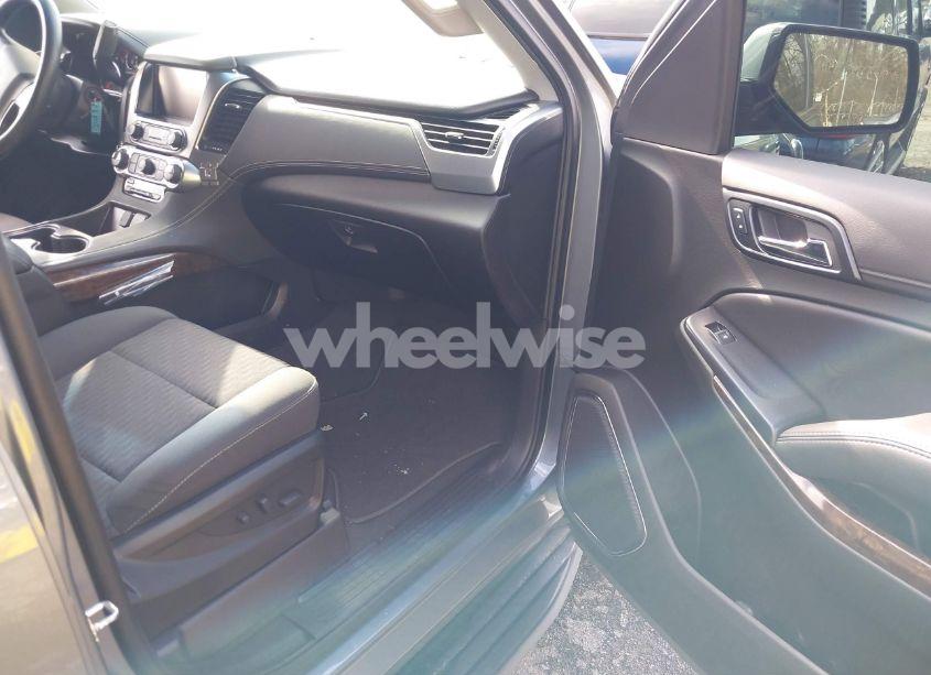 Photo 5 of 2019 Chevrolet Tahoe COMMERCIAL FLEET (VIN 1GNSKFKC0KR142979)