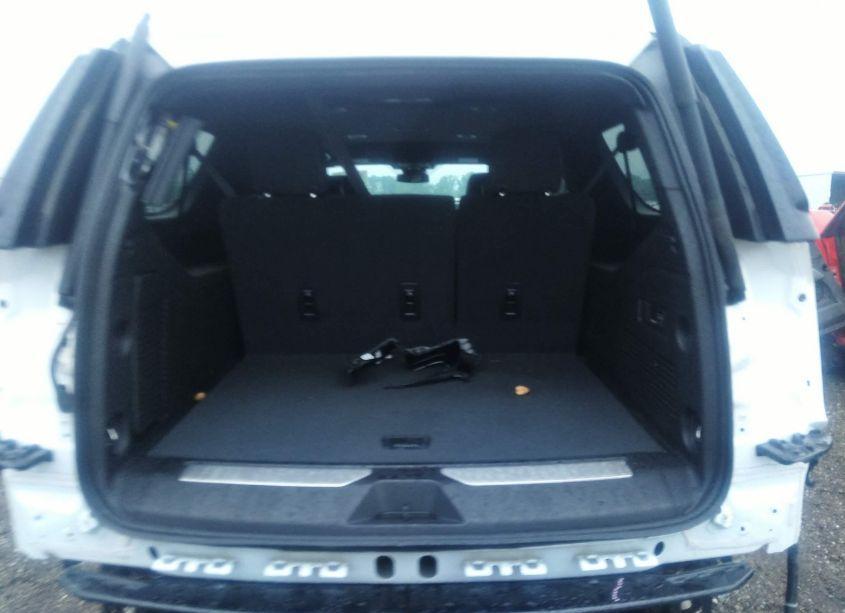 Photo 16 of 2023 Chevrolet Suburban 4WD PREMIER (VIN 1GNSKFKD0PR323984)