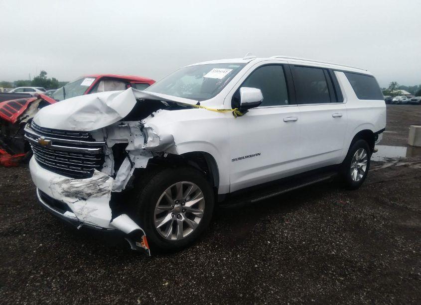 Photo 2 of 2023 Chevrolet Suburban 4WD PREMIER (VIN 1GNSKFKD0PR323984)