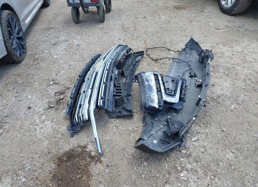 Photo 12 of 2023 Chevrolet Suburban 4WD PREMIER (VIN 1GNSKFKD0PR329445)