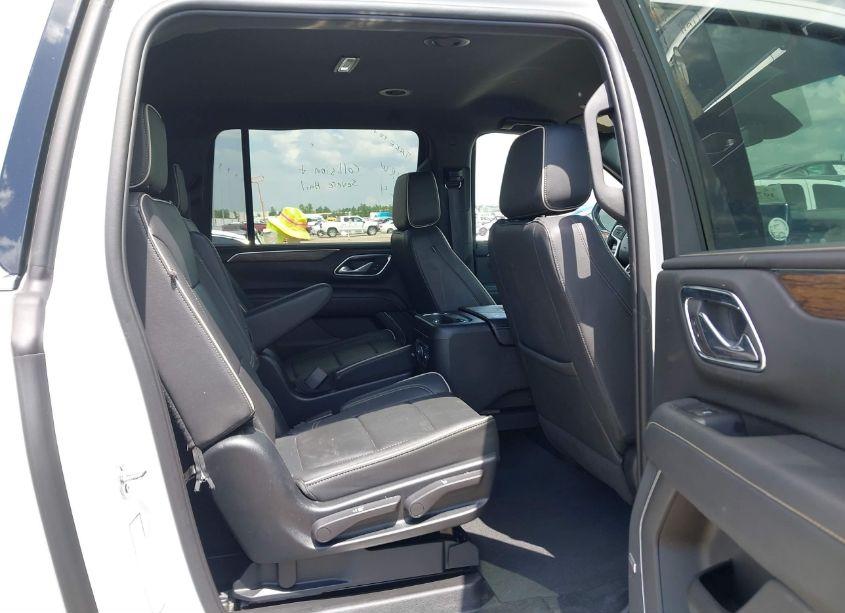 Photo 8 of 2023 Chevrolet Suburban 4WD PREMIER (VIN 1GNSKFKD0PR329445)