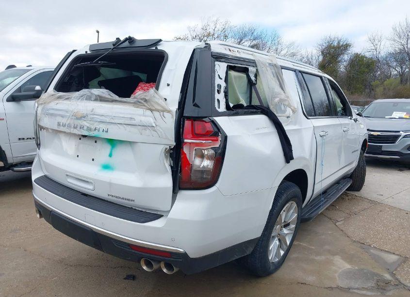 Photo 4 of 2023 Chevrolet Suburban 4WD PREMIER (VIN 1GNSKFKD1PR138150)