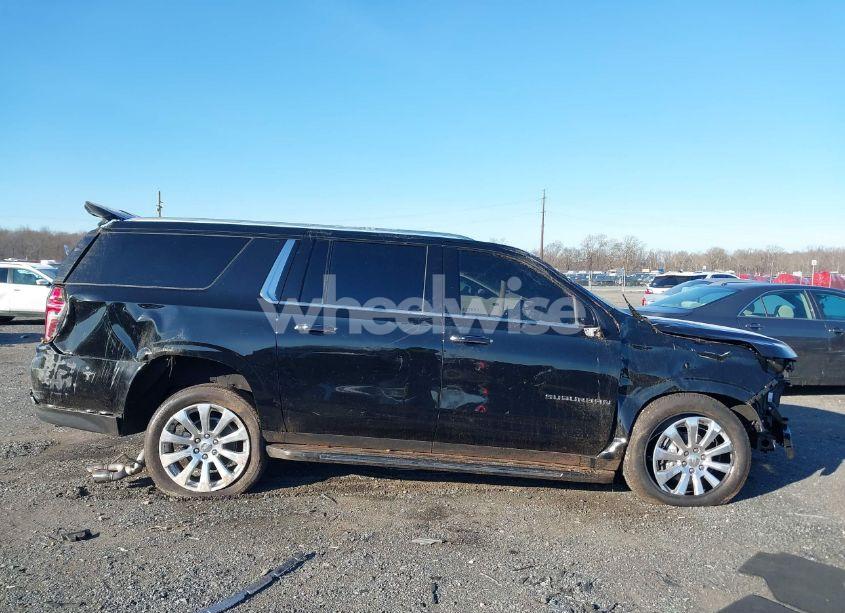 Photo 12 of 2024 Chevrolet Suburban 4WD PREMIER (VIN 1GNSKFKD1RR298550)