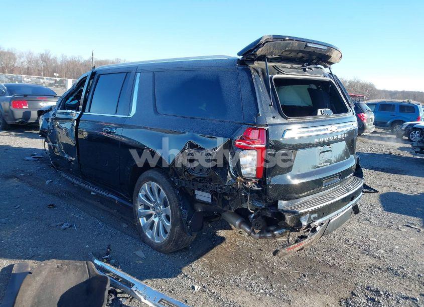Photo 3 of 2024 Chevrolet Suburban 4WD PREMIER (VIN 1GNSKFKD1RR298550)