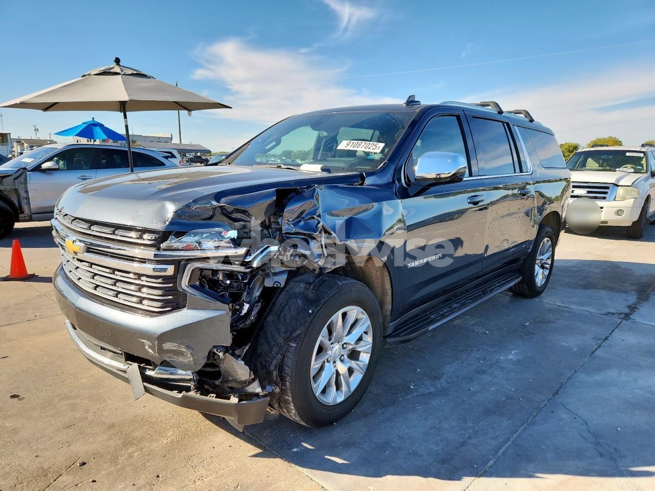 2021 CHEVROLET SUBURBAN K1500 PREMIER (VIN 1GNSKFKD2MR294855) main photo