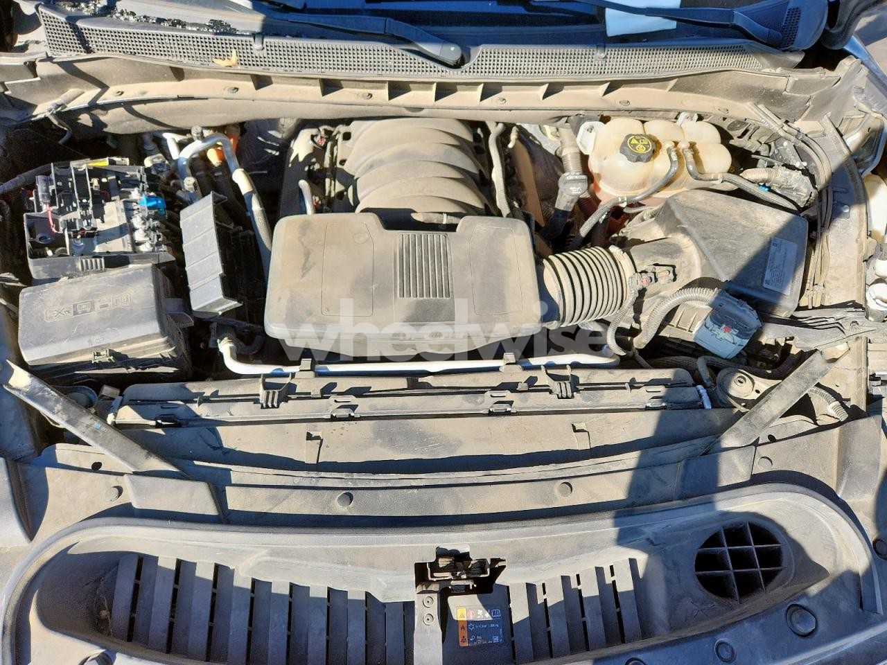 Photo 12 of 2021 CHEVROLET SUBURBAN K1500 PREMIER (VIN 1GNSKFKD2MR294855)