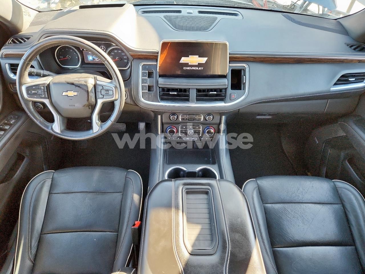 Photo 8 of 2021 CHEVROLET SUBURBAN K1500 PREMIER (VIN 1GNSKFKD2MR294855)