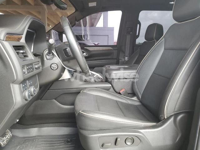 Photo 10 of 2023 CHEVROLET SUBURBAN K1500 PREMIER N/A (VIN 1GNSKFKD2PR207508)