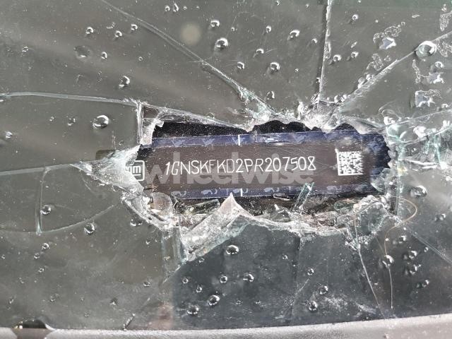 Photo 5 of 2023 CHEVROLET SUBURBAN K1500 PREMIER N/A (VIN 1GNSKFKD2PR207508)