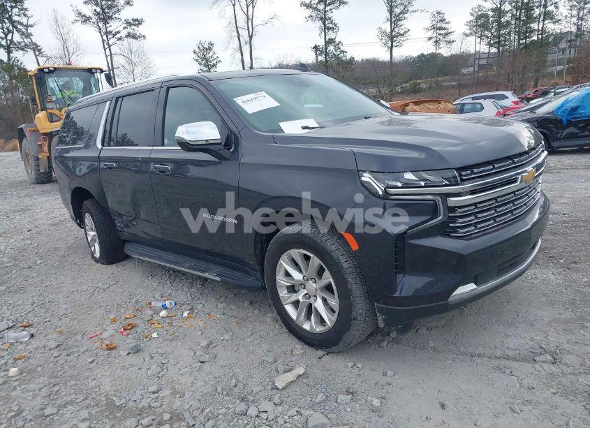 2023 Chevrolet Suburban 4WD PREMIER (VIN 1GNSKFKD2PR462983) main photo