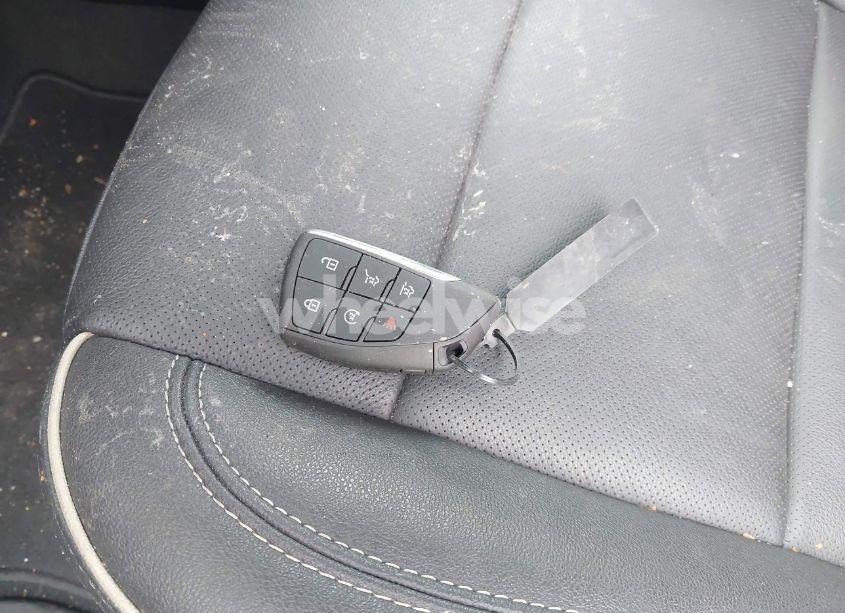 Photo 11 of 2023 Chevrolet Suburban 4WD PREMIER (VIN 1GNSKFKD2PR462983)