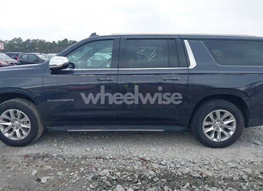 Photo 14 of 2023 Chevrolet Suburban 4WD PREMIER (VIN 1GNSKFKD2PR462983)
