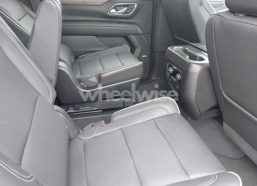 Photo 8 of 2023 Chevrolet Suburban 4WD PREMIER (VIN 1GNSKFKD2PR462983)