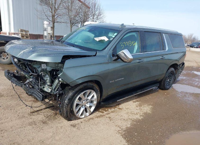 Photo 2 of 2023 Chevrolet Suburban 4WD PREMIER (VIN 1GNSKFKD2PR474325)