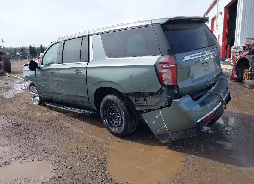 Photo 3 of 2023 Chevrolet Suburban 4WD PREMIER (VIN 1GNSKFKD2PR474325)