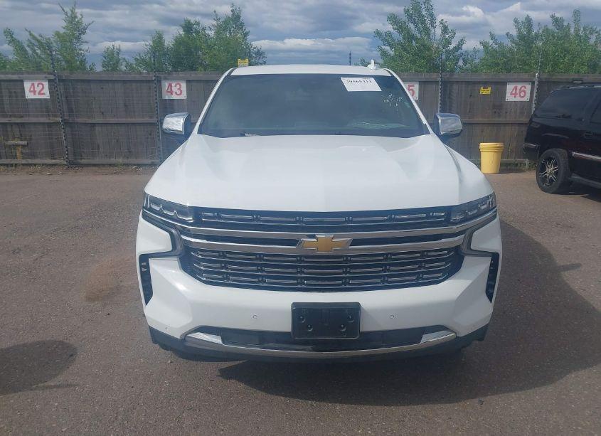 Photo 12 of 2023 Chevrolet Suburban 4WD PREMIER (VIN 1GNSKFKD2PR505847)