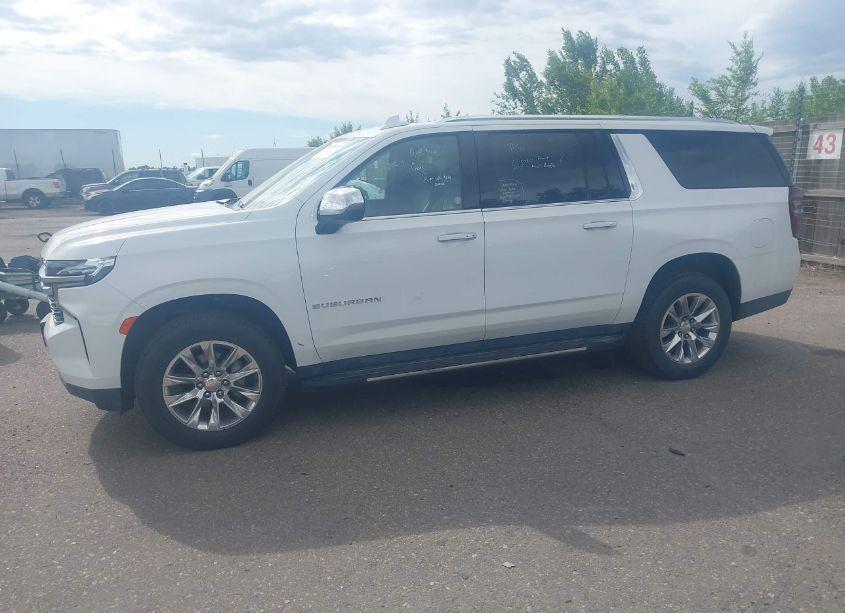 Photo 14 of 2023 Chevrolet Suburban 4WD PREMIER (VIN 1GNSKFKD2PR505847)