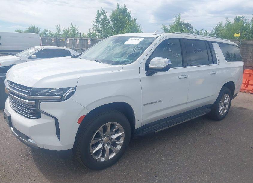 Photo 2 of 2023 Chevrolet Suburban 4WD PREMIER (VIN 1GNSKFKD2PR505847)