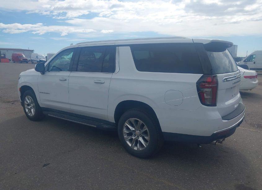 Photo 3 of 2023 Chevrolet Suburban 4WD PREMIER (VIN 1GNSKFKD2PR505847)