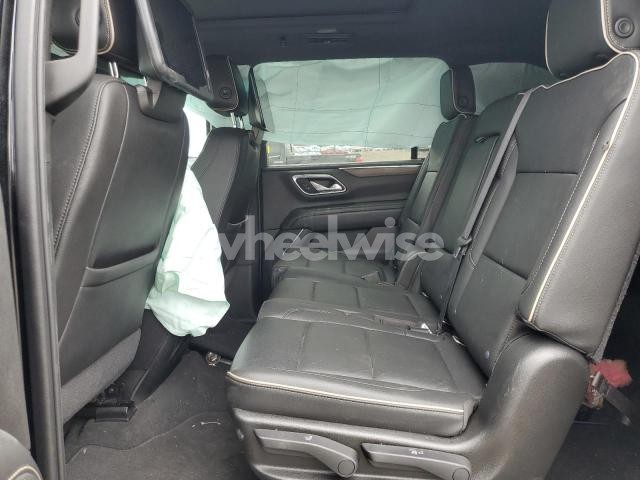 Photo 8 of 2021 CHEVROLET SUBURBAN K1500 PREMIER N/A (VIN 1GNSKFKD3MR182176)