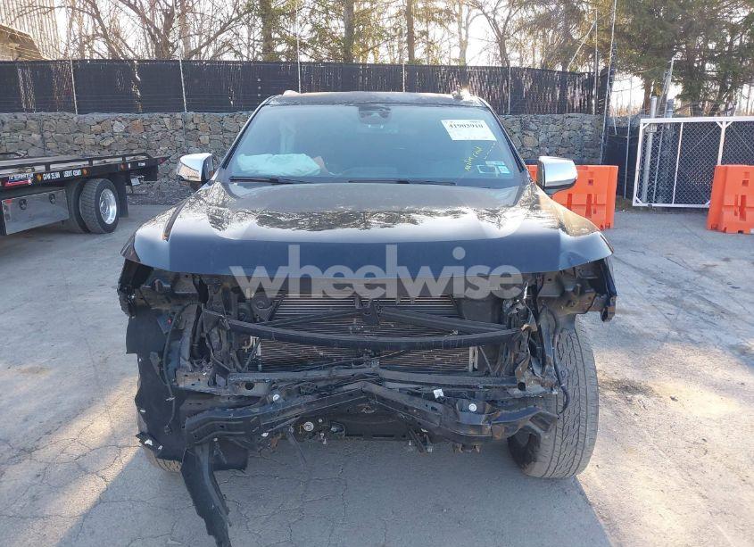 Photo 12 of 2023 Chevrolet Suburban 4WD PREMIER (VIN 1GNSKFKD3PR263697)