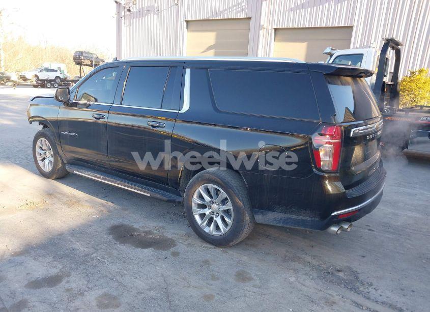 Photo 3 of 2023 Chevrolet Suburban 4WD PREMIER (VIN 1GNSKFKD3PR263697)