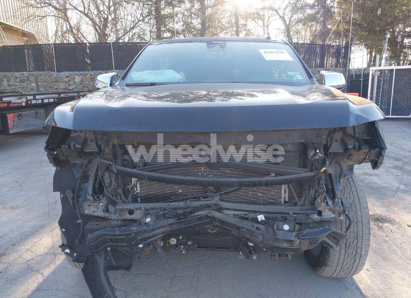 Photo 6 of 2023 Chevrolet Suburban 4WD PREMIER (VIN 1GNSKFKD3PR263697)