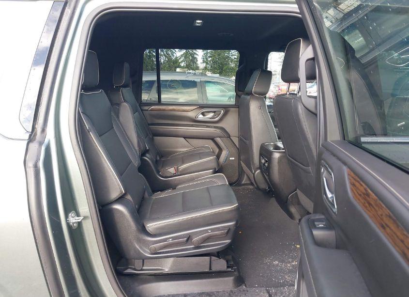 Photo 8 of 2023 Chevrolet Suburban 4WD PREMIER (VIN 1GNSKFKD3PR266888)