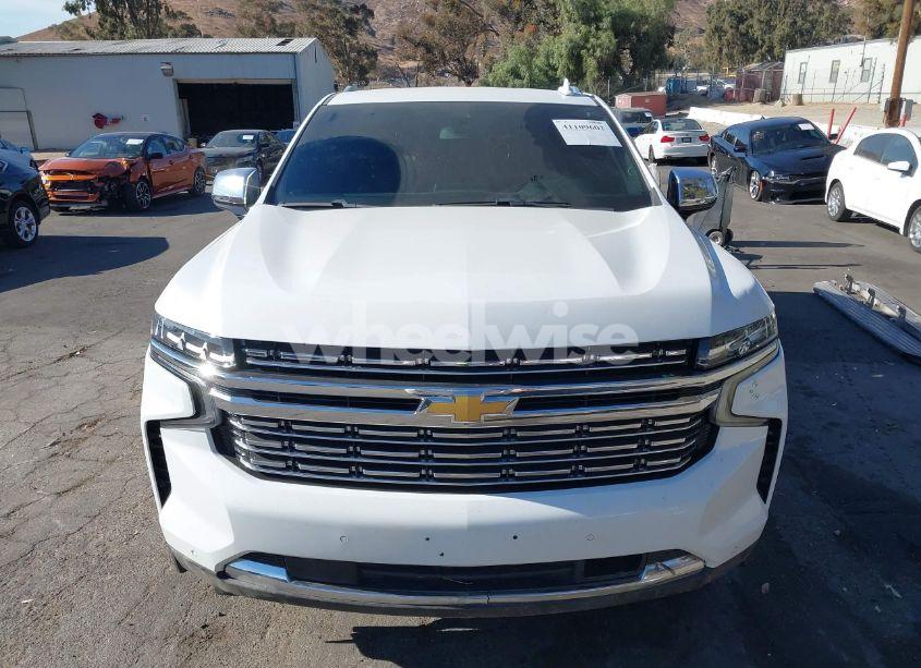 Photo 13 of 2022 Chevrolet Suburban 4WD PREMIER (VIN 1GNSKFKD4NR208009)