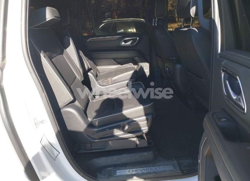 Photo 8 of 2022 Chevrolet Suburban 4WD PREMIER (VIN 1GNSKFKD4NR208009)