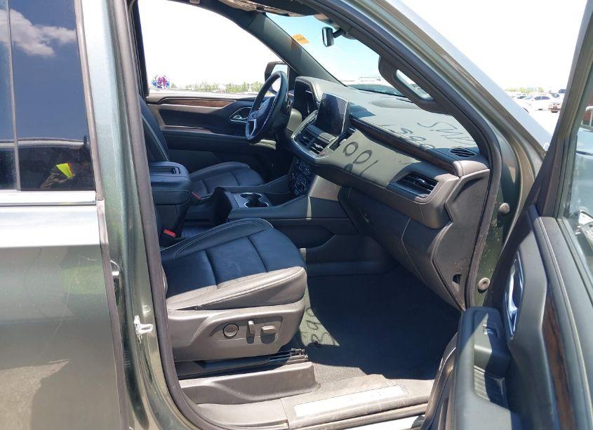 Photo 5 of 2023 Chevrolet Suburban 4WD PREMIER (VIN 1GNSKFKD4PR393942)