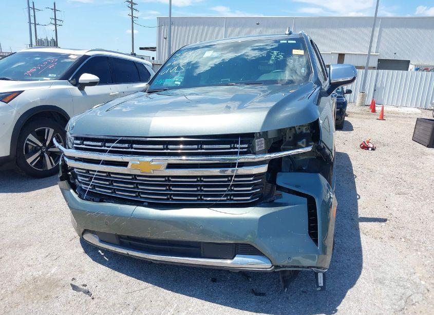 Photo 6 of 2023 Chevrolet Suburban 4WD PREMIER (VIN 1GNSKFKD4PR393942)