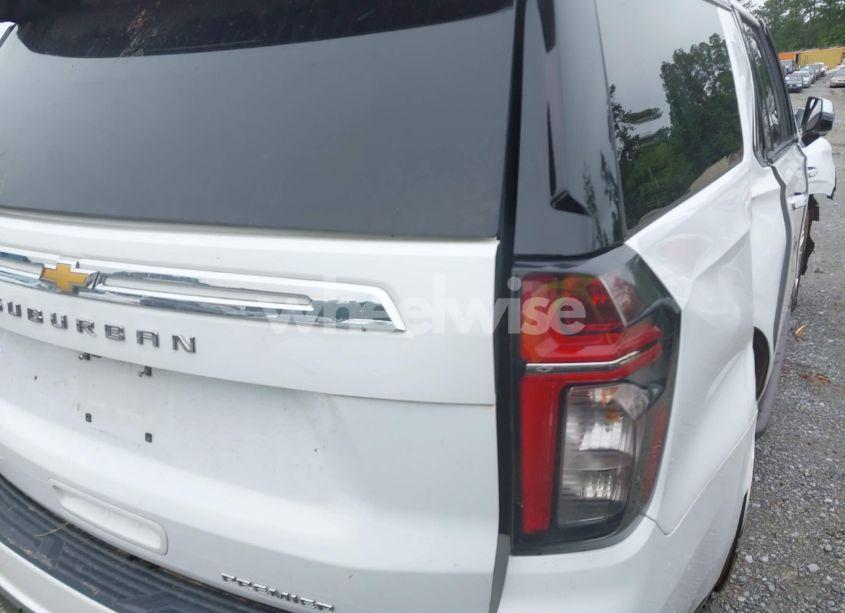Photo 18 of 2023 Chevrolet Suburban 4WD PREMIER (VIN 1GNSKFKD4PR543841)
