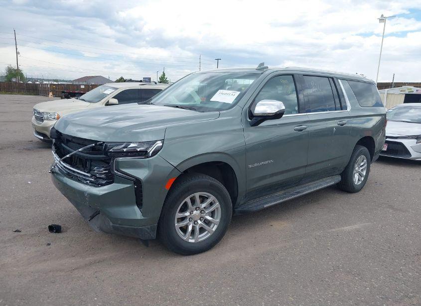 Photo 2 of 2023 Chevrolet Suburban 4WD PREMIER (VIN 1GNSKFKD4PR546917)