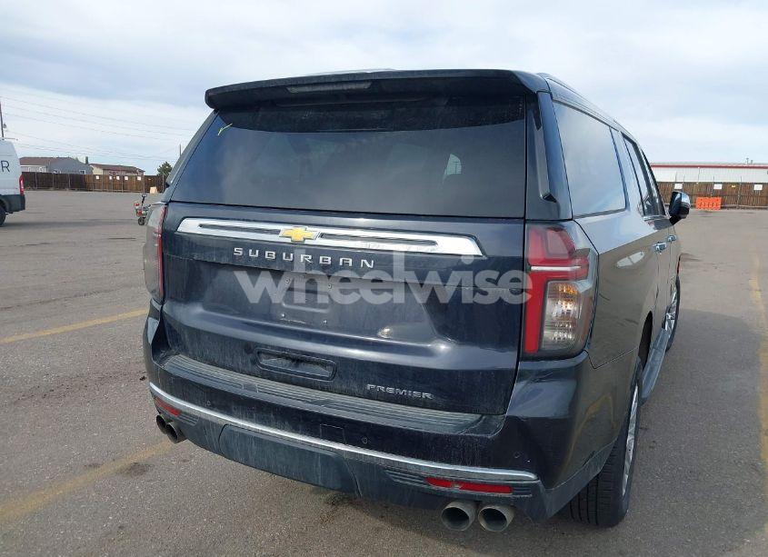 Photo 16 of 2022 Chevrolet Suburban 4WD PREMIER (VIN 1GNSKFKD5NR293216)