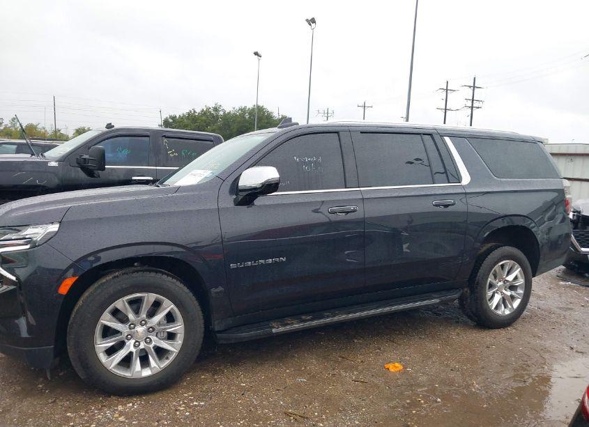 Photo 14 of 2023 Chevrolet Suburban 4WD PREMIER (VIN 1GNSKFKD5PR277567)