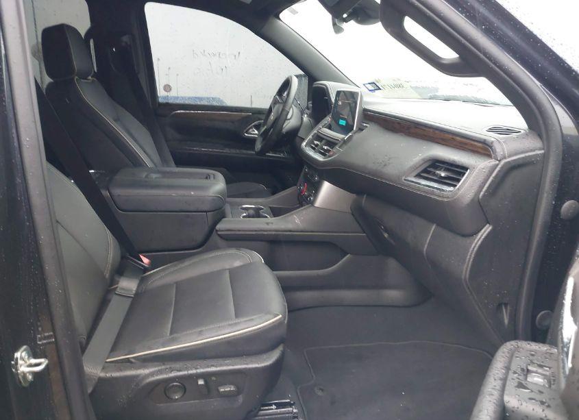 Photo 5 of 2023 Chevrolet Suburban 4WD PREMIER (VIN 1GNSKFKD5PR277567)