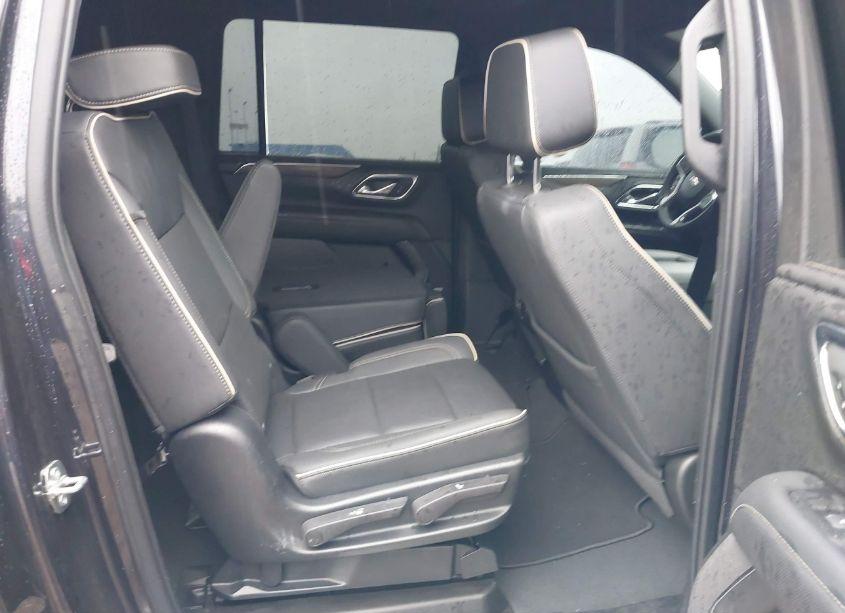 Photo 8 of 2023 Chevrolet Suburban 4WD PREMIER (VIN 1GNSKFKD5PR277567)