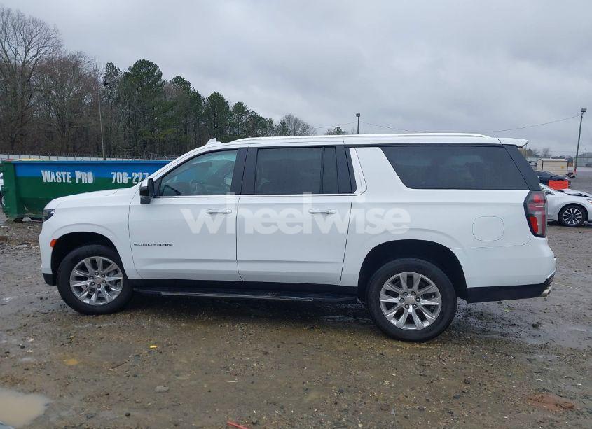 Photo 14 of 2022 Chevrolet Suburban 4WD PREMIER (VIN 1GNSKFKD6NR238466)