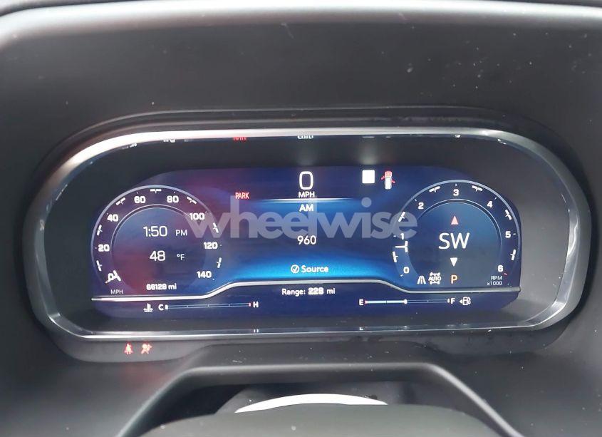 Photo 7 of 2022 Chevrolet Suburban 4WD PREMIER (VIN 1GNSKFKD6NR238466)