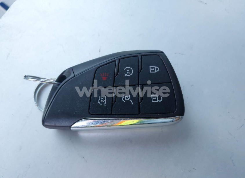 Photo 11 of 2023 Chevrolet Suburban 4WD PREMIER (VIN 1GNSKFKD6PR294748)