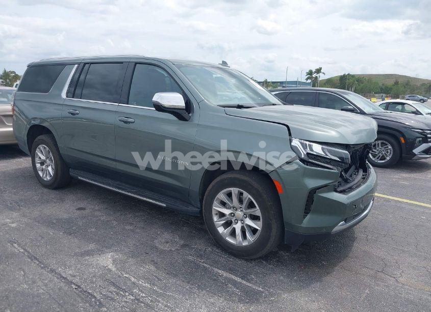2023 Chevrolet Suburban 4WD PREMIER (VIN 1GNSKFKD8PR435626) main photo