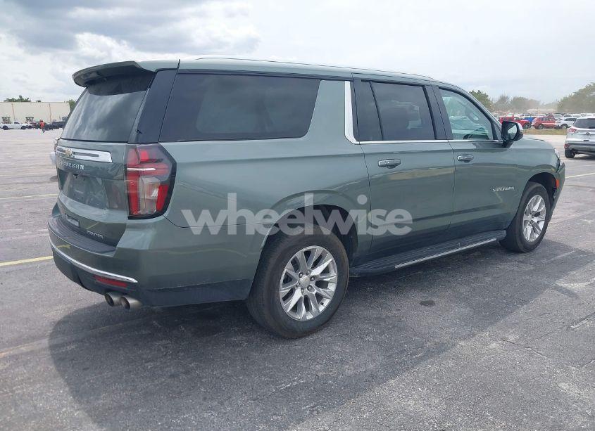 Photo 4 of 2023 Chevrolet Suburban 4WD PREMIER (VIN 1GNSKFKD8PR435626)