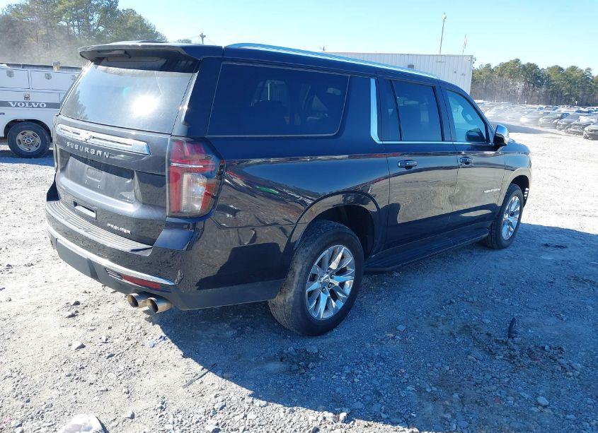 Photo 4 of 2023 Chevrolet Suburban 4WD PREMIER (VIN 1GNSKFKD9PR250730)