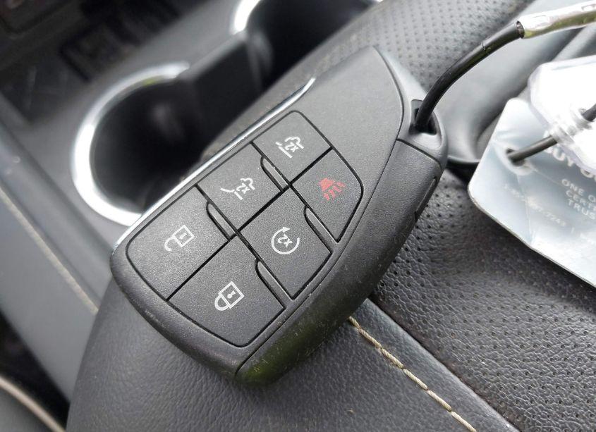 Photo 11 of 2023 Chevrolet Suburban 4WD PREMIER (VIN 1GNSKFKD9PR278740)