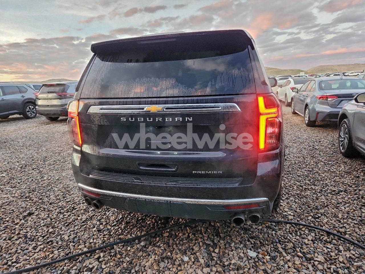 Photo 6 of 2023 CHEVROLET SUBURBAN K1500 PREMIER (VIN 1GNSKFKD9PR550283)