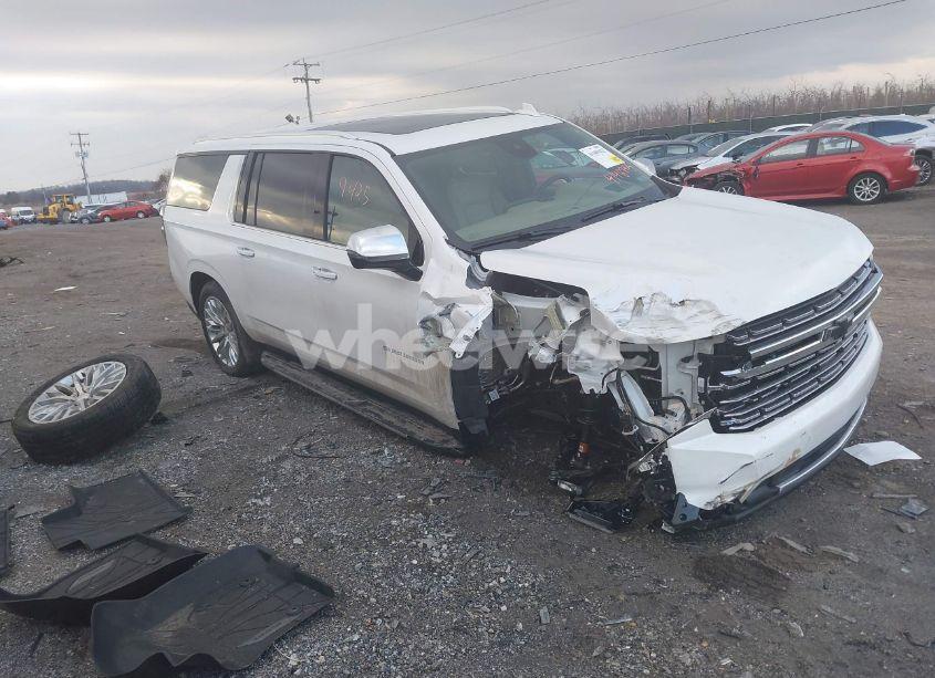 2024 Chevrolet Suburban 4WD PREMIER (VIN 1GNSKFKD9RR185056) main photo