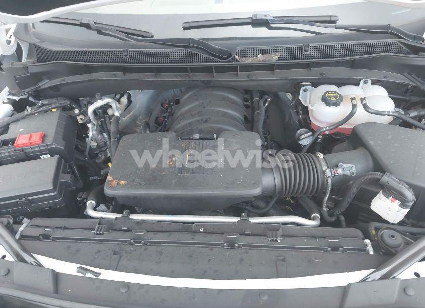 Photo 10 of 2024 Chevrolet Suburban 4WD PREMIER (VIN 1GNSKFKD9RR185056)