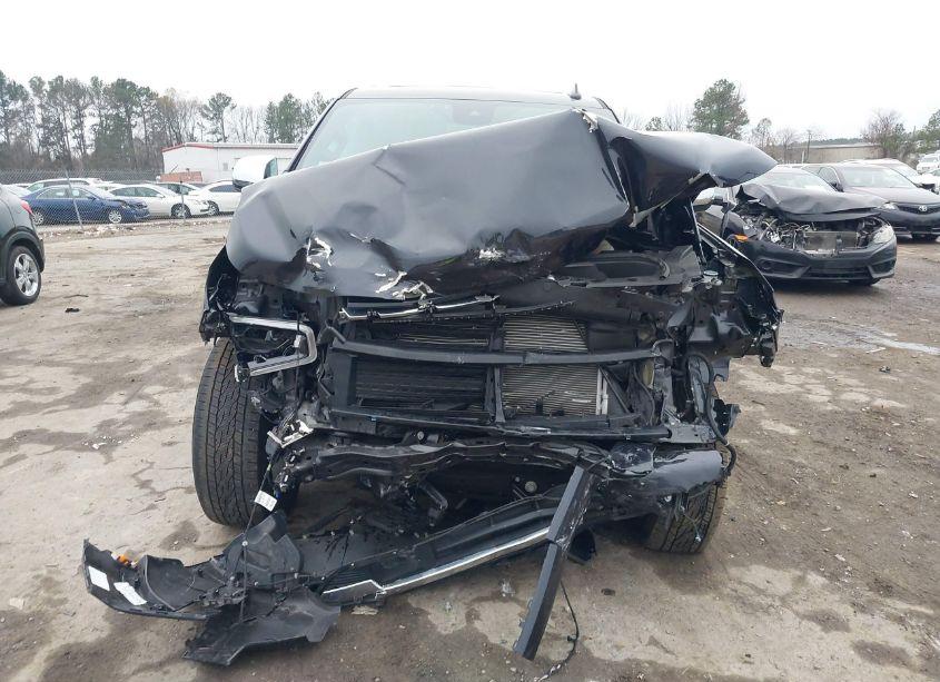 Photo 6 of 2023 Chevrolet Suburban 4WD PREMIER (VIN 1GNSKFKDXPR110668)