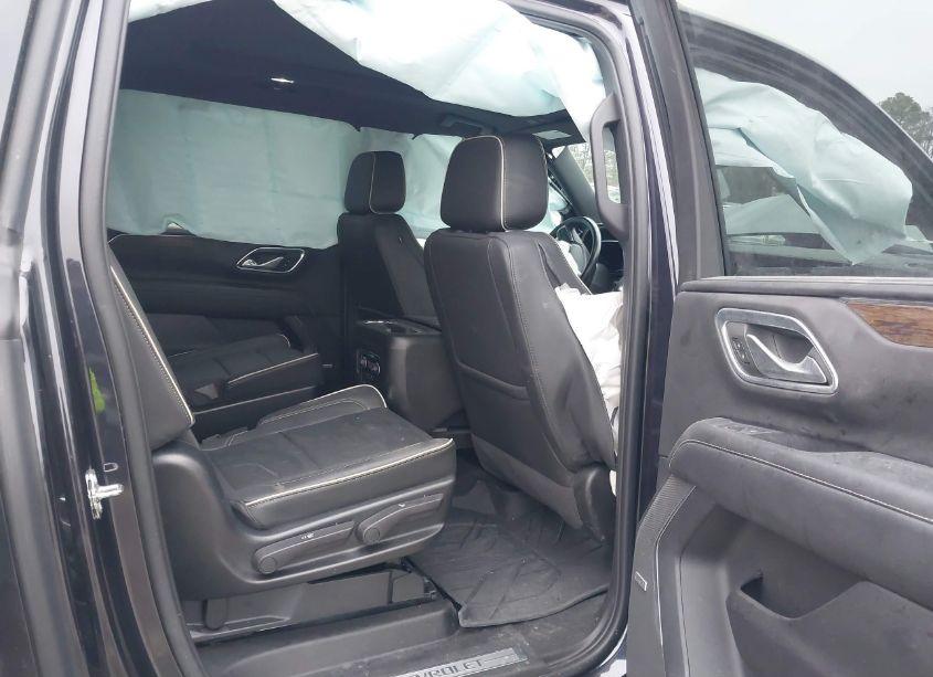 Photo 8 of 2023 Chevrolet Suburban 4WD PREMIER (VIN 1GNSKFKDXPR110668)